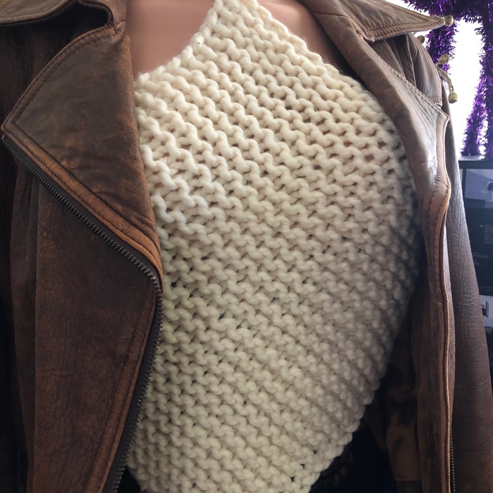 Knitting crop top as seen on celebrities .